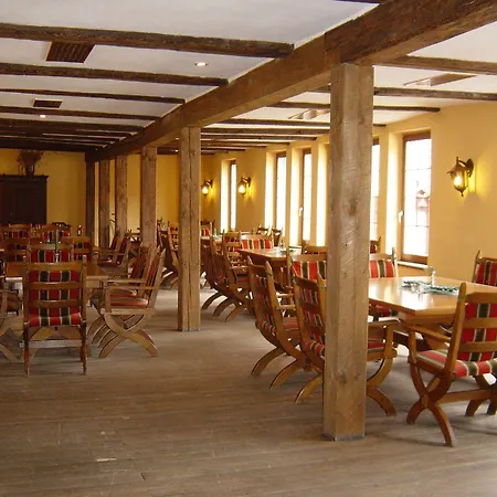 布罗华酒店 酒店 奎德林堡